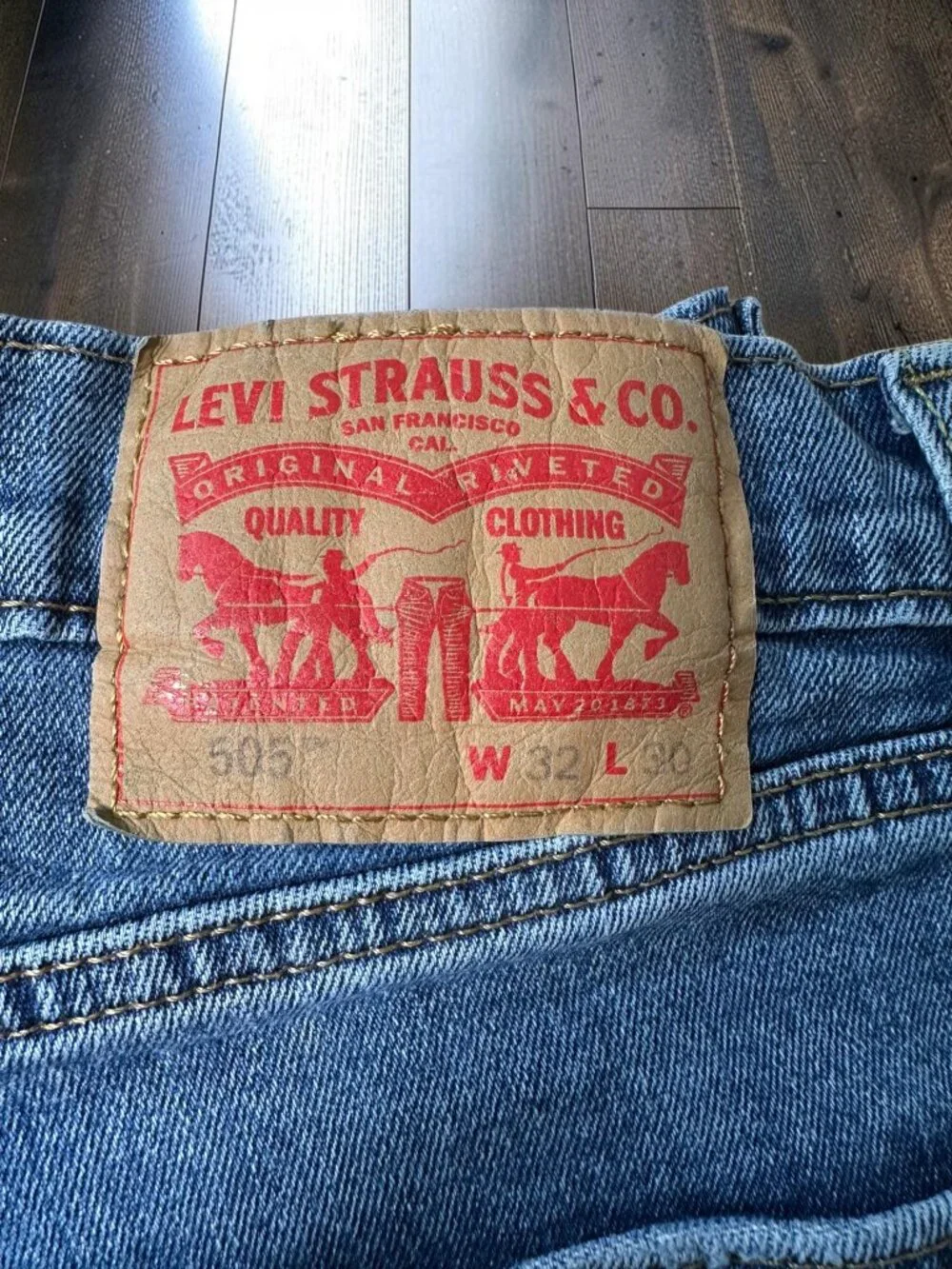 Levi’s 505 Jeans Men’s 32x30 Blue Solid Regular Fit Y2K